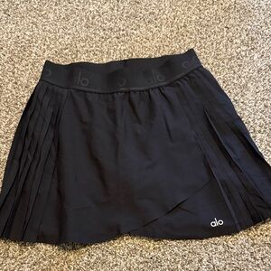 ALO Yoga Black Pleated Mini Skirt